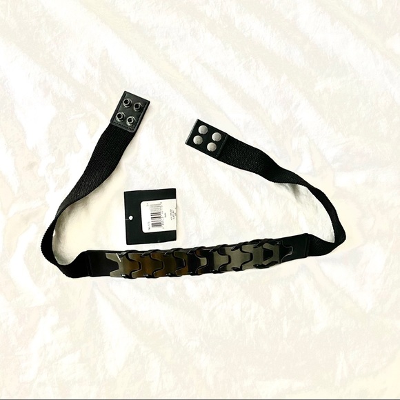 Brand new! Guess belt! - Picture 3 of 5